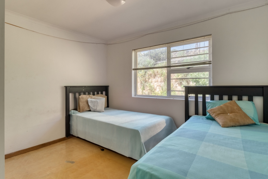 4 Bedroom Property for Sale in Mountainside Western Cape